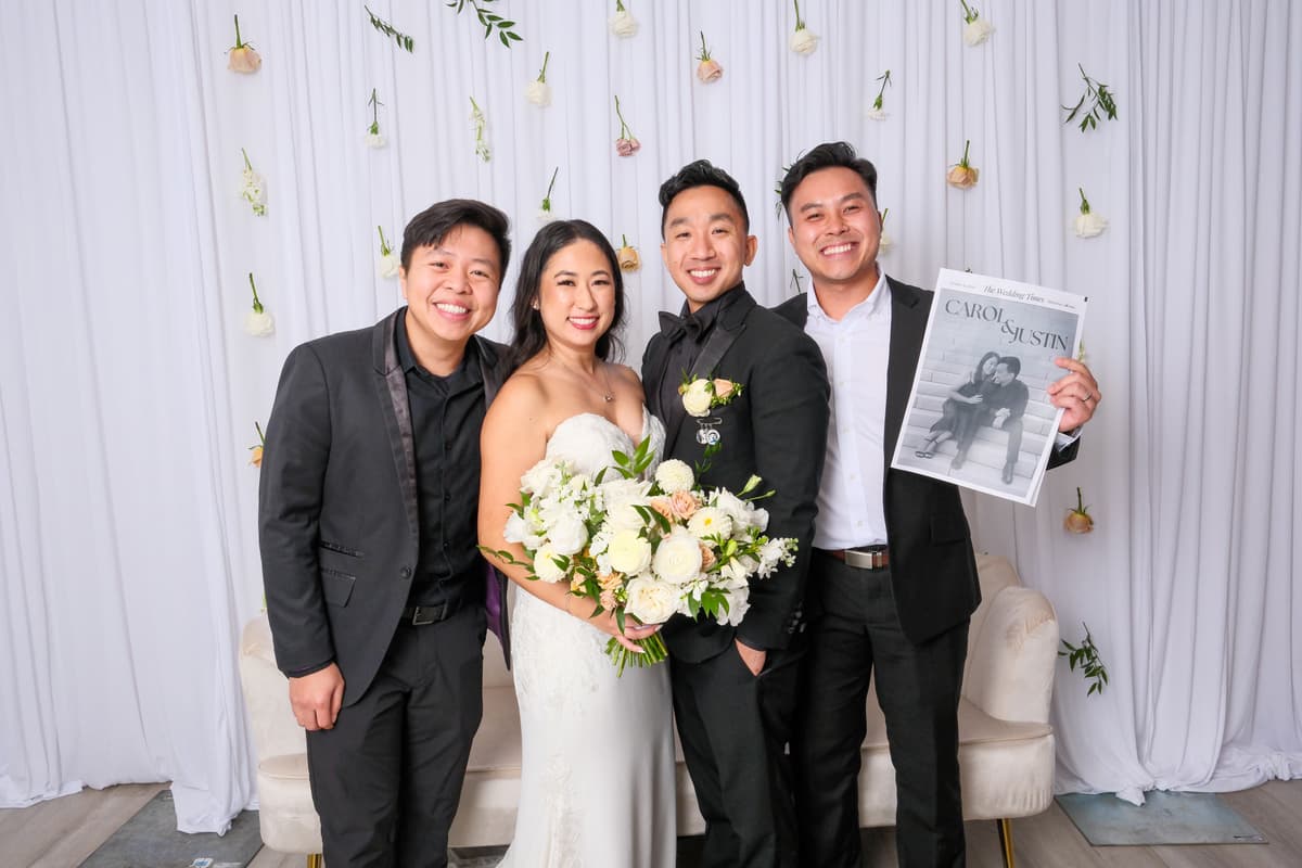 High-quality entrance photo with custom thank you holder